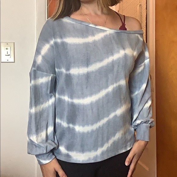 ❌SOLD❌Reposh Danny Tye dye top - Picture 4 of 7